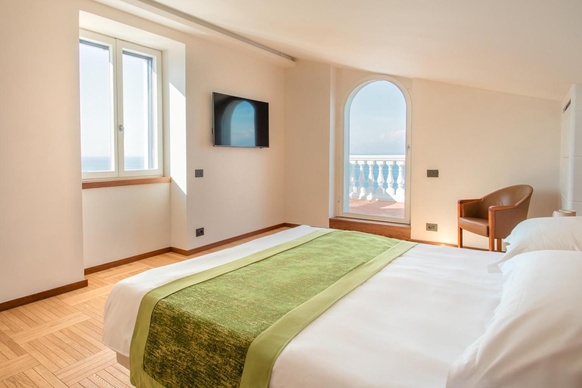 Relais Regina Giovanna Sorrento Bagian luar foto