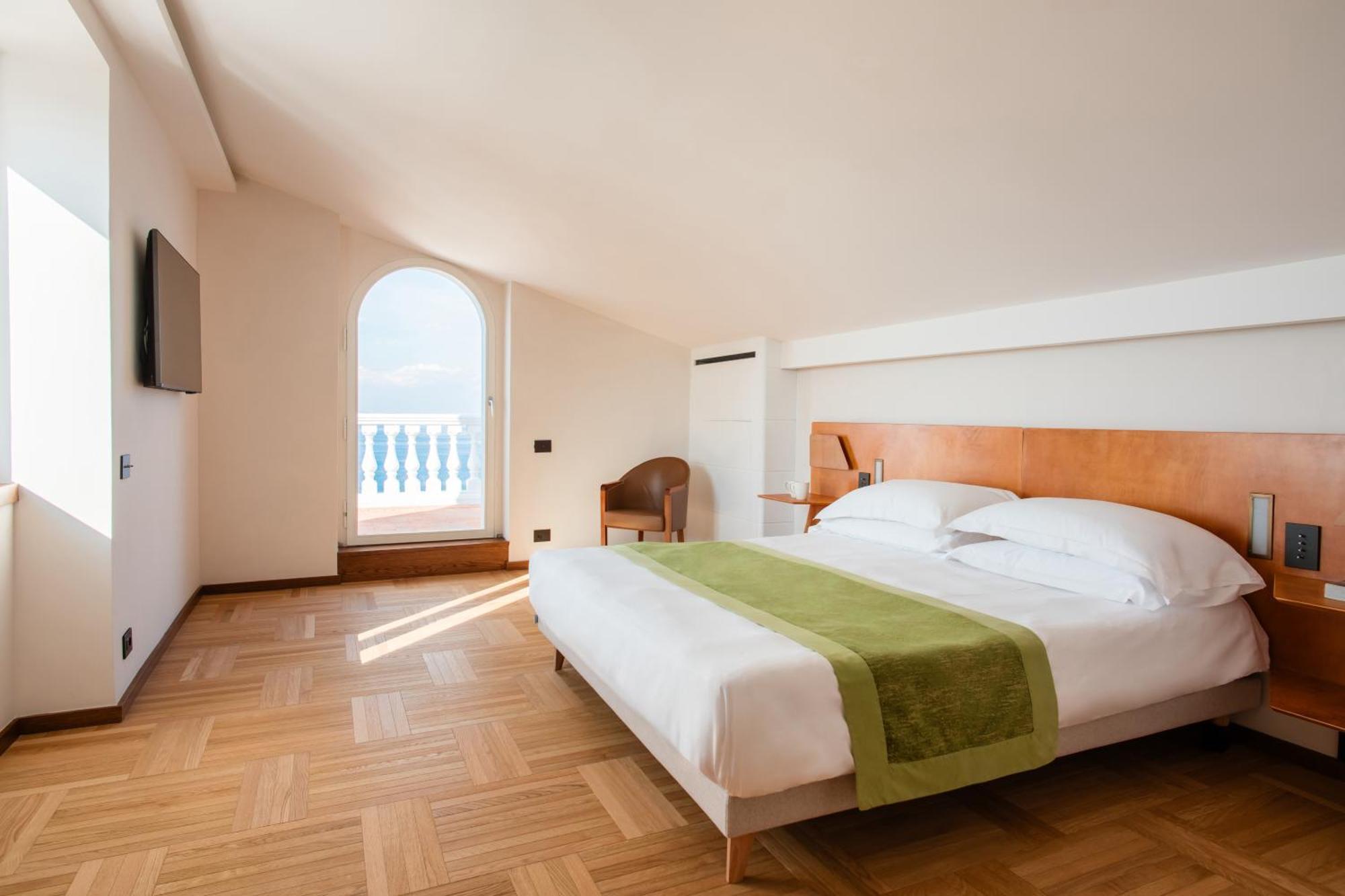 Relais Regina Giovanna Sorrento Bagian luar foto