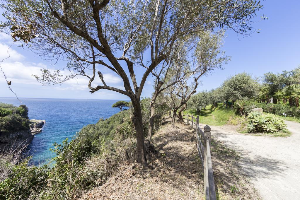 Relais Regina Giovanna Sorrento Bagian luar foto